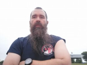 If a solo pax is late, do penalty burpees happen?